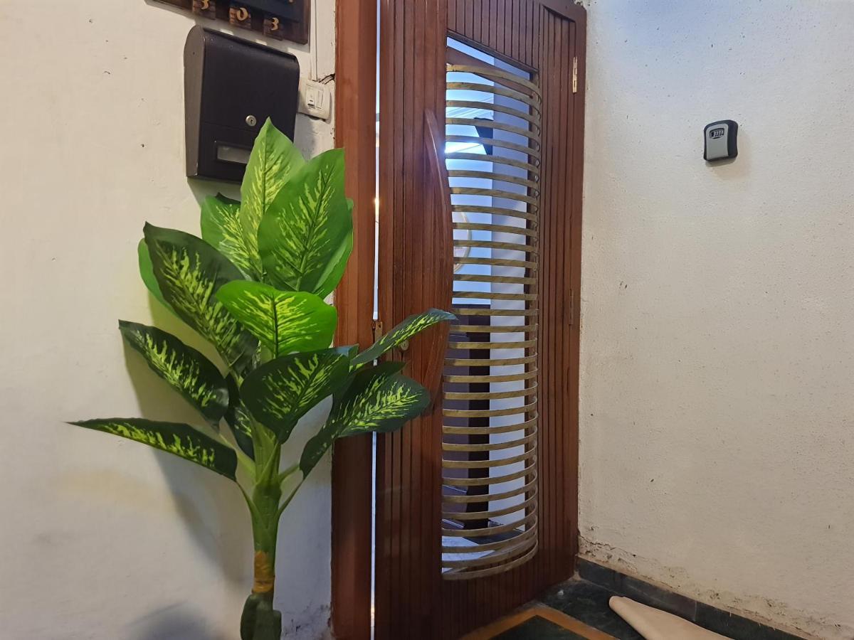 Osi Apartments Perry Cross Bandra West Mumbai Kültér fotó